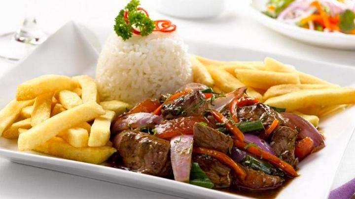 Lomo Saltado Peruano