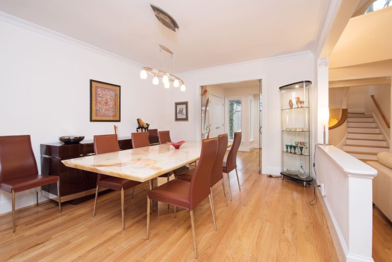 MayaConGroup01 1 768x513