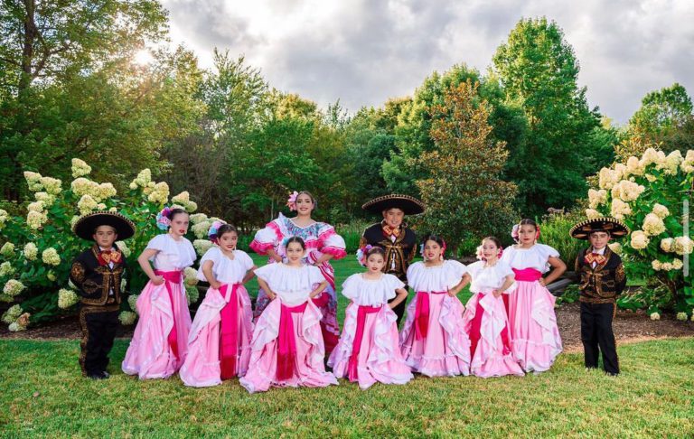 Chiquitines luz de mi tierra 01 768x486