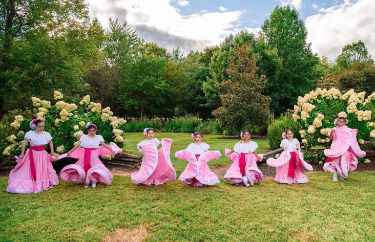 Chiquitines luz de mi tierra 02 768x495