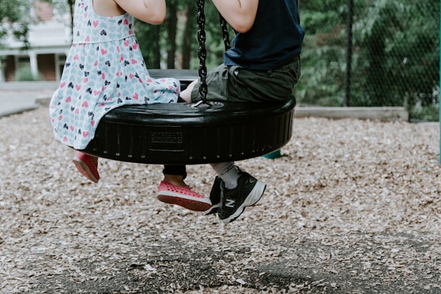 Diálogos de niños y niñas.