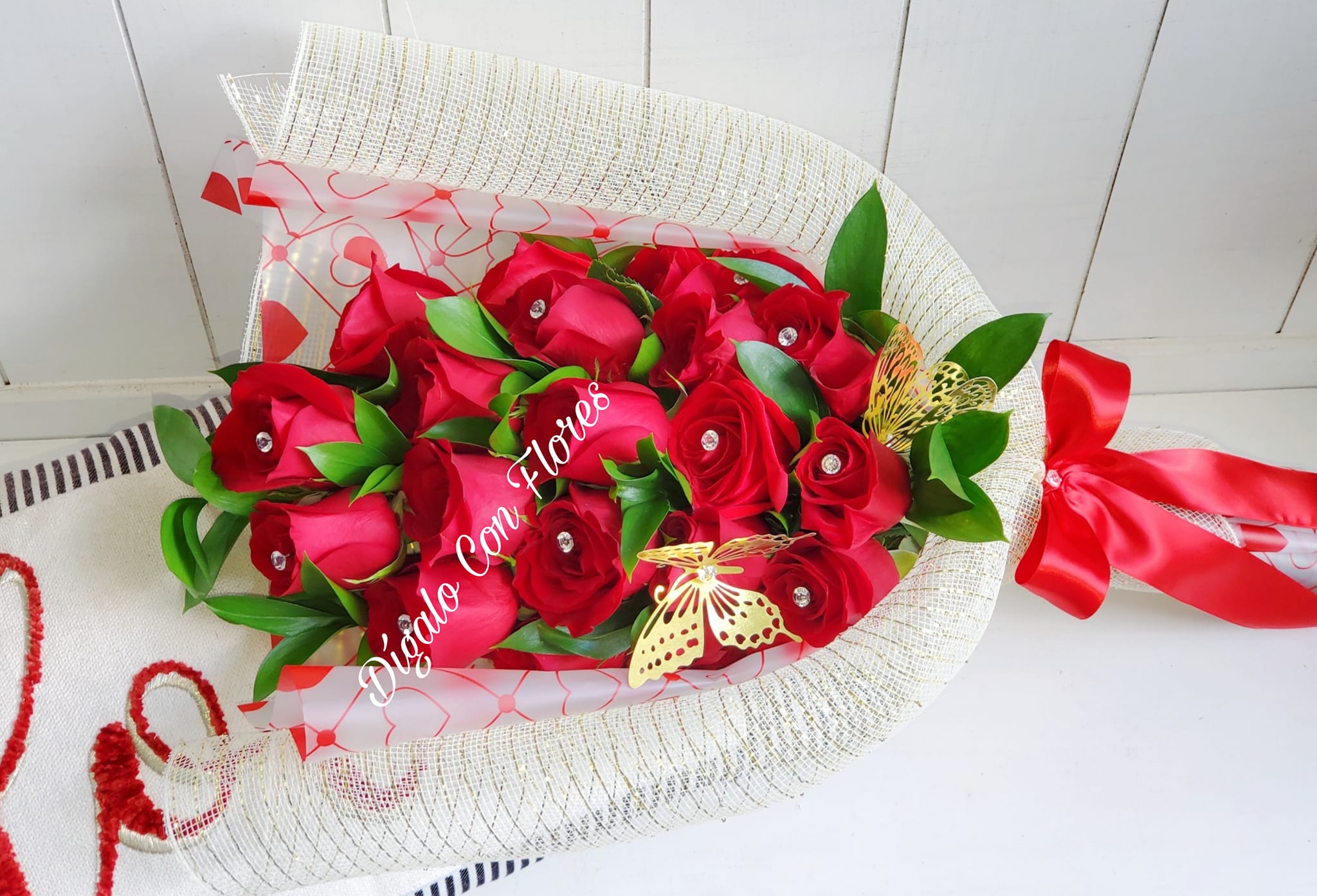 digalo con flores 04