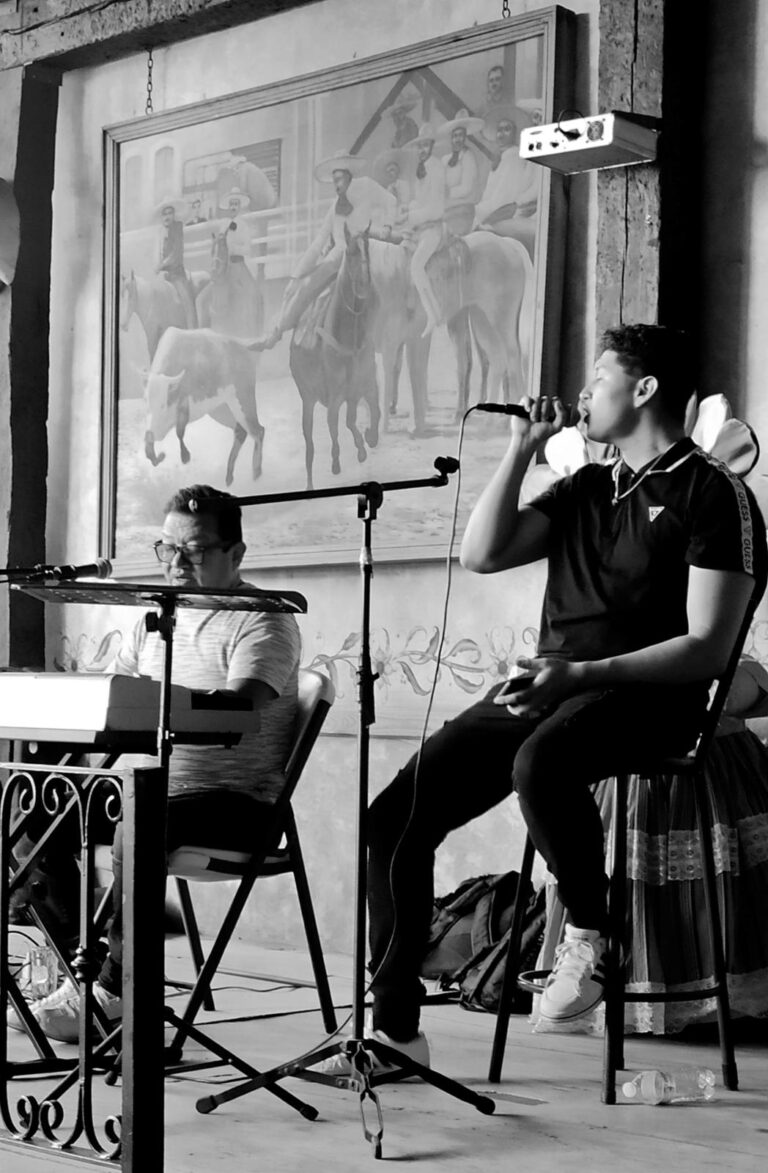 Gonzalo hijo foto 768x1173