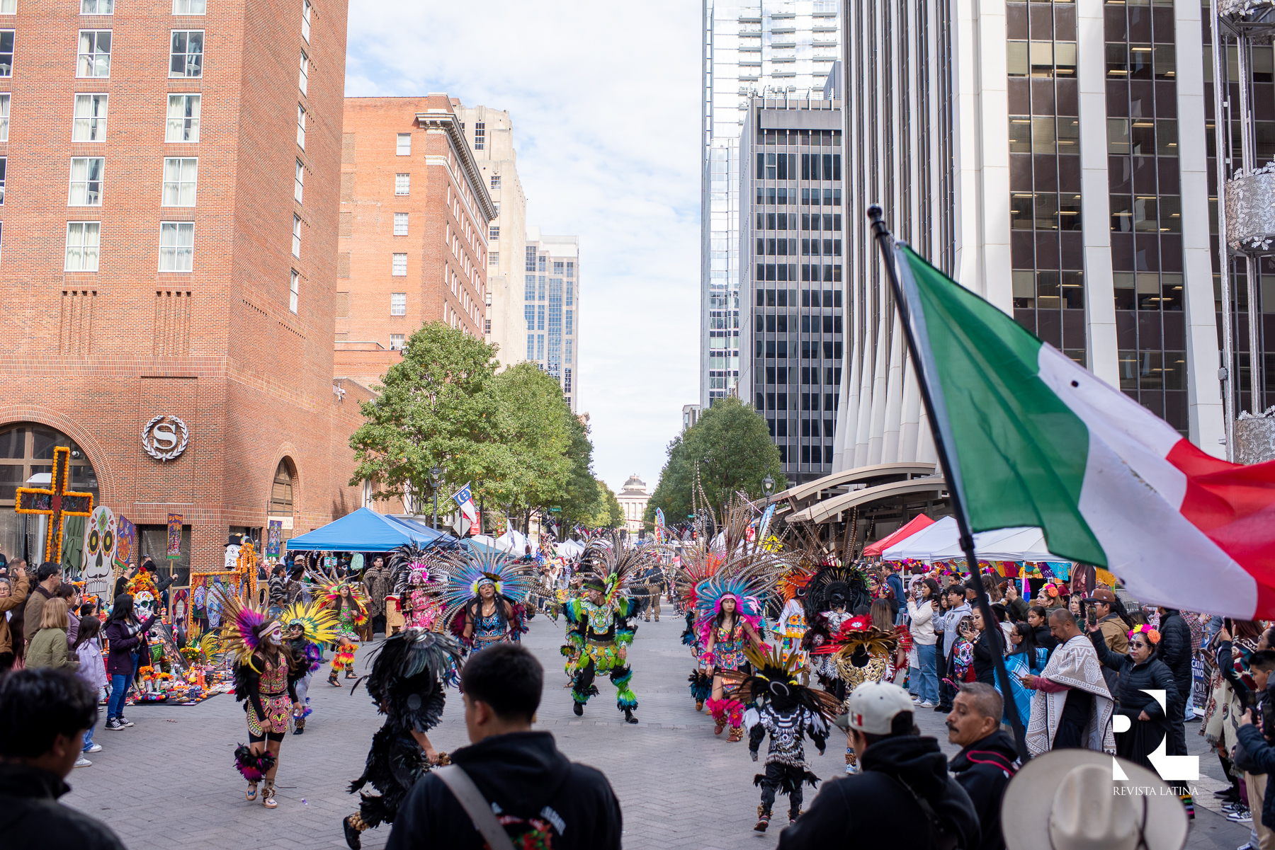 Festival Día de los Muertos con Revista Latina — Downtown Raleigh NC 2025